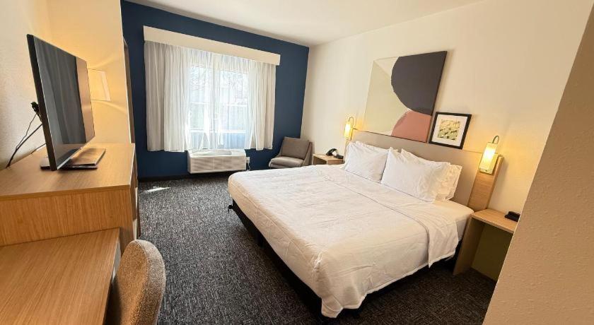Americinn By Wyndham Moline Airport Quad Cities Exterior photo